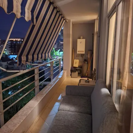 Pta - Spacious 2 - Balcony *
